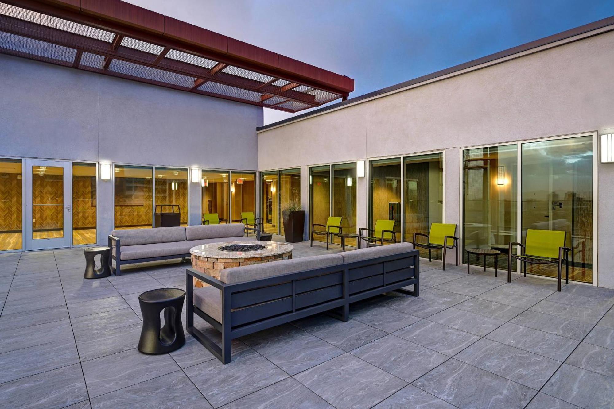 Springhill Suites By Marriott Albuquerque University Area Esterno foto